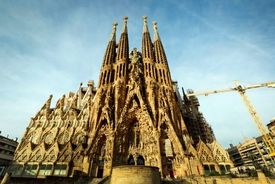 بارسلونا بلندترین کلیسای جهان را ساخت