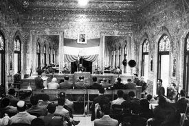 ۱۷ آبان ۱۳۳۲؛ محاکمه مصدق در آینه روایت‌های متضاد